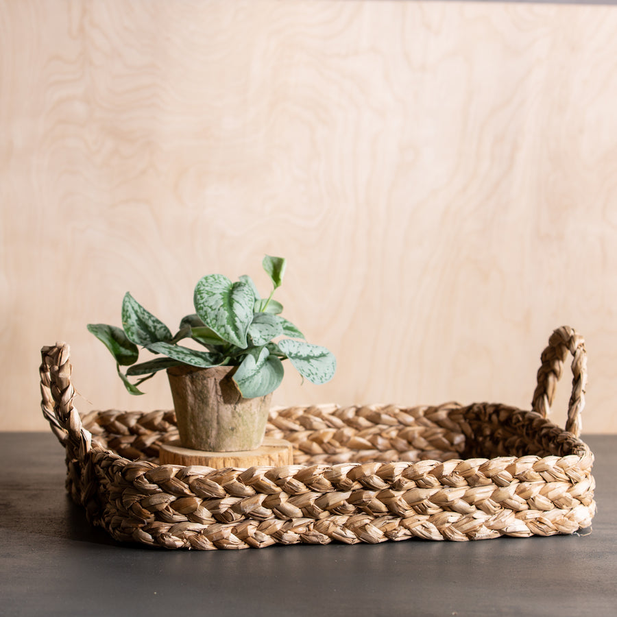 Handwoven Seagrass Tray w Handles